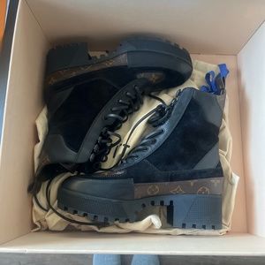 COPY - Louis Vuitton boots